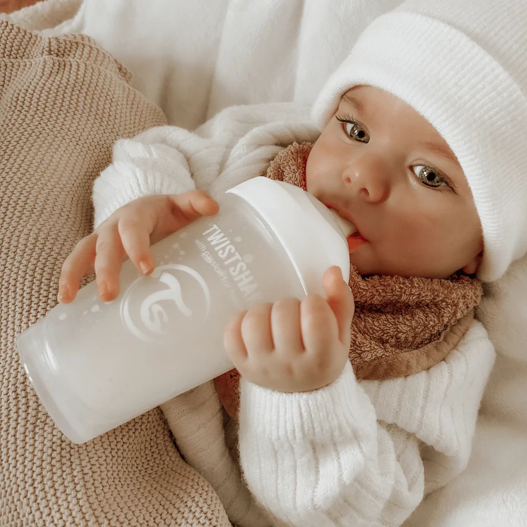 Mamadera Anticólico Twistshake Double Pro 260ml Blanco