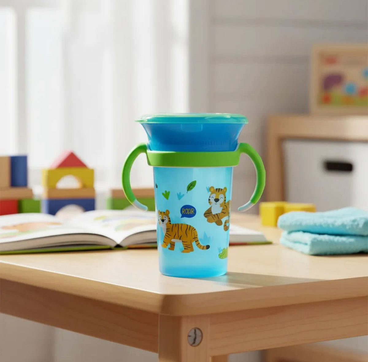 Vaso Con Asas Antiderrame 360º Para Niños Con Tapa